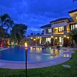 Lanna Karuehaad Villa