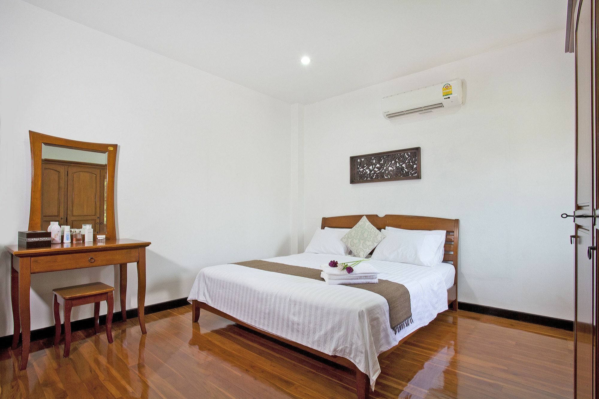 Lanna Karuehaad Villa Chiang Mai